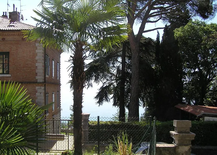 Studio Villa Mir